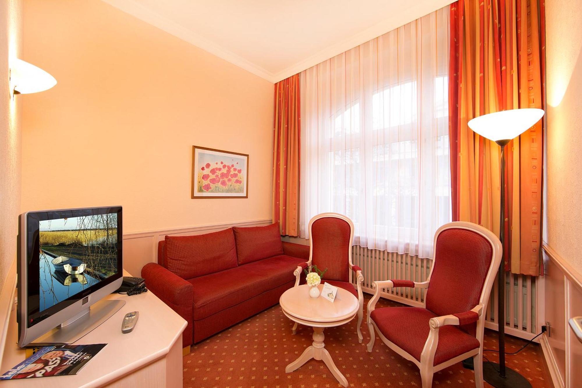 Hotel Duenenschloss Mit Private Spa Zinnowitz Kültér fotó