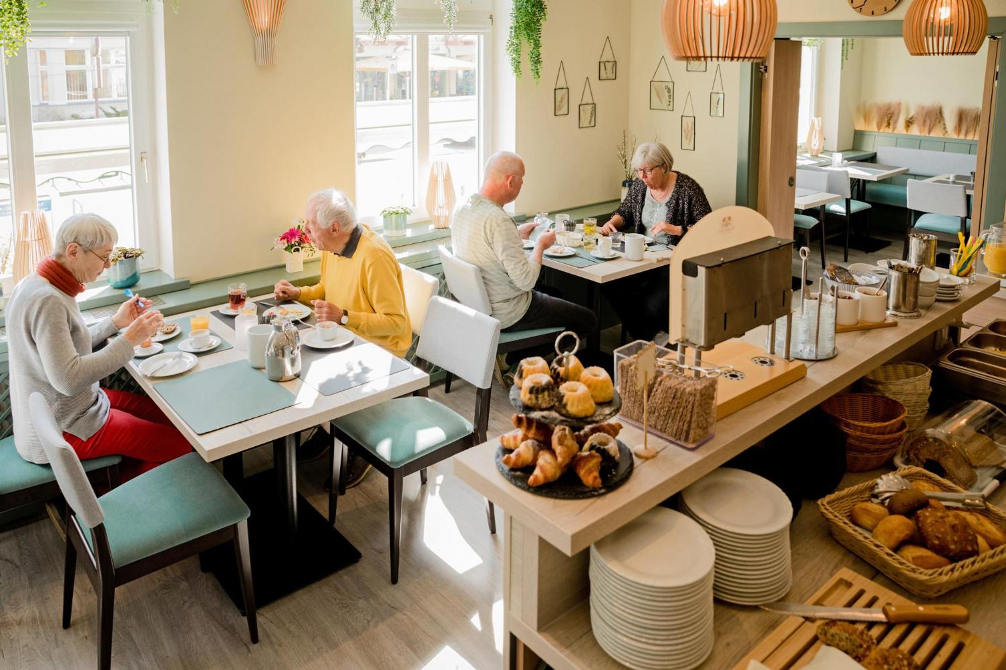 Hotel Duenenschloss Mit Private Spa Zinnowitz Kültér fotó