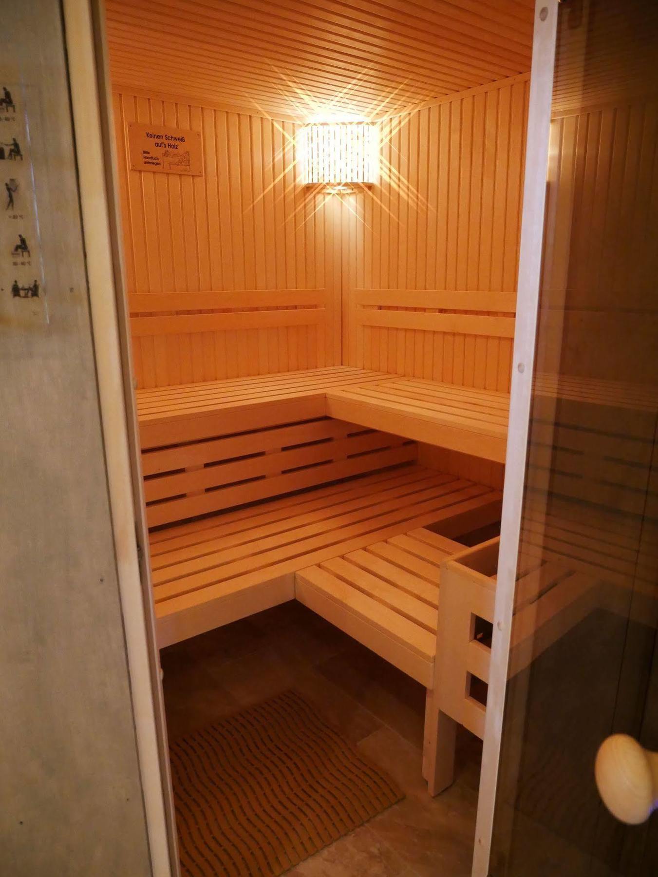 Hotel Duenenschloss Mit Private Spa Zinnowitz Kültér fotó