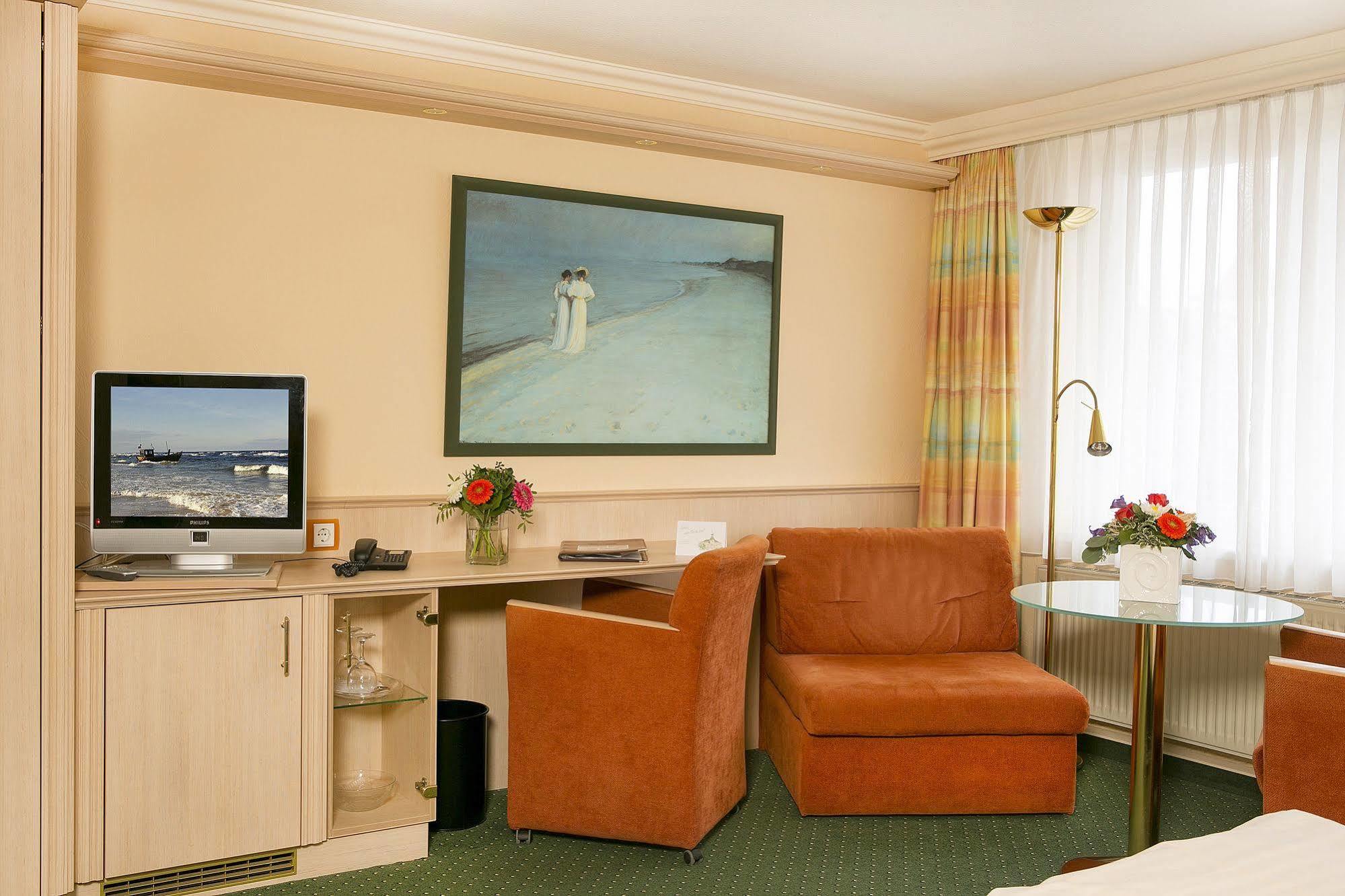 Hotel Duenenschloss Mit Private Spa Zinnowitz Kültér fotó